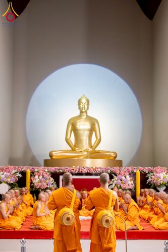 ภาพ No.223838:วันอาทิตย์ที่ 11 พฤษภาคม พ.ศ. 2568 พิธีอุปสมบทสามเณรเปรียญธรรมอุปสมบทอุทิศชีวิต 9 รูป อุบาสก 1 ท่าน ณ อุโบสถพระไตรปิฏกวัดพระธรรมกาย
