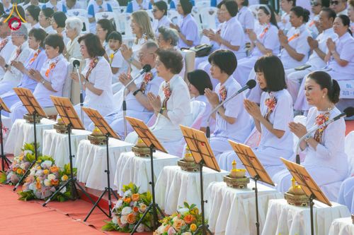 ภาพ No.312804:วันอาทิตย์ที่ 8 มีนาคม พ.ศ.2569 ทำบุญเมืองนครราชสีมา 558 ปี ตักบาตรพระ 10,000 รูป (ภาพชุดที่ 2)