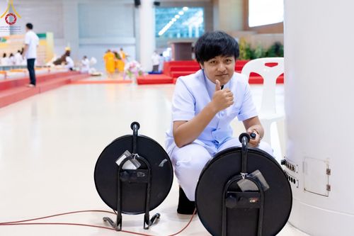 ภาพ No.146188:วันมหารำลึก ครั้งที่ 34 พิธีร่วมรำลึกถึงนักสร้างบารมีที่ล่วงลับไปแล้ว , พิธีสวดพระพุทธมนต์ ณ ห้องแก้วสารพัดนึก 1 วัดพระธรรมกาย วันเสาร์ที่ 27 กรกฎาคม พ.ศ. 2567