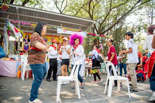 ภาพ No.111327:กิจกรรมงานวันเด็กแห่งชาติ รวมพลังเด็กเก่งและดี สร้างความดีสากล ปีที่ 6 ร่วมจัดโดย เทศบาลเมืองท่าโขลง พุทธสมาคมปทุมธานี องค์การบริหารส่วนตำบลคลองสาม ณ วัดพระธรรมกาย จ.ปทุมธานี วันที่ 13 มกราคม พ.ศ. 2567