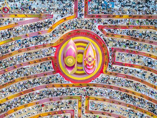 ภาพ No.107959:พิธีต้อนรับพระธรรมยาตรา ในโครงการธรรมยาตรากตัญญูบูชา มหาปูชนียาจารย์ พระมงคลเทพมุนี(สด จนฺทสโร) พระผู้ปราบมาร อนุสรณ์สถาน 7 แห่ง ปีที่ 12 วันที่ 7 มกราคม พ.ศ. 2567 ณ อนุสรณ์สถานคลองบางนางแท่น  อ.สามพราน จ.นครปฐม