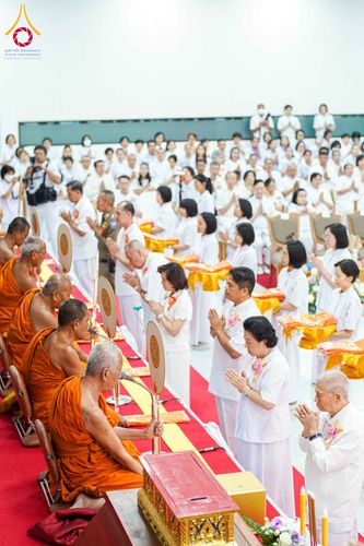 ภาพ No.316236:วันเสาร์ที่ 28 มีนาคม พ.ศ. 2569 พิธีบำเพ็ญกุศล คุณพ่อณรงค์ จินตมากุล  สิริอายุ 99 ปี 11 เดือน โยมบิดา พระครูปลัดรัตนวีรวัฒน์ (รังสฤษดิ์ อิทฺธิจินตโก) ที่ปรึกษาเจ้าคณะจังหวัดปทุมธานี เจ้าอาวาสวัดพระธรรมกาย  ณ ห้องปลูกศรัทธา 2 วัดพระธรรมกาย ปทุมธานี