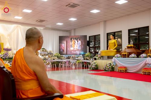 ภาพ No.315875:วันพฤหัสบดีที่ 26 มีนาคม พ.ศ. 2569 พิธีบำเพ็ญกุศล คุณพ่อณรงค์ จินตมากุล  สิริอายุ 99 ปี 11 เดือน โยมบิดา พระครูปลัดรัตนวีรวัฒน์ (รังสฤษดิ์ อิทฺธิจินตโก) ที่ปรึกษาเจ้าคณะจังหวัดปทุมธานี เจ้าอาวาสวัดพระธรรมกาย  ณ ห้องปลูกศรัทธา 2 วัดพระธรรมกาย ปทุมธานี