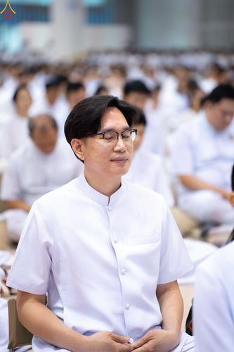 ภาพ No.337857:วันอาทิตย์ต้นเดือน 5 กรกฎาคม พ.ศ.2569 พิธีบูชาข้าวพระ ณ สภาธรรมกายสากล วัดพระธรรมกาย