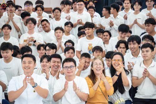 ภาพ No.329339:วันที่ 16 – 17 พฤษภาคม พ.ศ.2569 เตรียมงานจุดประทีปวิสาขบูชานานาชาติ  บุโรพุทโธ (Borobudur) ประเทศอินโดนีเซีย