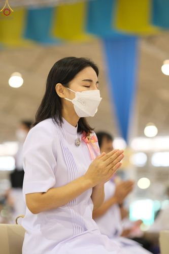 ภาพ No.65193:พิธีบูชาข้าวพระ และสาธุชนปฏิบัติธรรมร่วมกัน ในวันอาทิตย์ต้นเดือนที่ 4 ธันวาคม พ.ศ. 2565 ณ วัดพระธรรมกาย จ.ปทุมธานี