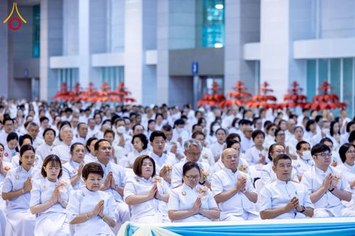 ภาพ No.264361:วันอาทิตย์ที่ 2 พฤศจิกายน พ.ศ. 2568 พิธีบูชาข้าวพระ ณ สภาธรรมกายสากล วัดพระธรรมกาย