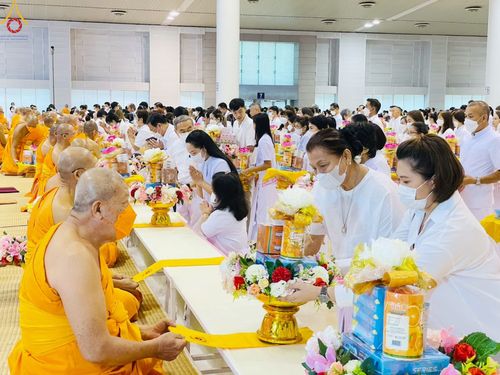 ภาพ No.85832:พิธีถวายคิลานเภสัชและอุปกรณ์การแพทย์ บูชาธรรมเนื่องในวันธรรมชัย วันที่ 19 สิงหาคม พ.ศ. 2566 ณ ห้องแก้วสารพัดนึก วัดพระธรรมกาย
