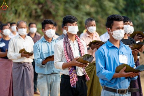 ภาพ No.127658:Photo Story ปฐมบรรพชาชาวพุทธมาร์มา Episode 2/5 วันที่ 6-7 กุมภาพันธ์ พ.ศ. 2567  โครงการบรรพชาครั้งประวัติศาสตร์ แห่งเทือกเขาจิตตะกอง  ครั้งแรกของชาวพุทธมาร์มา บังกลาเทศ บูชาธรรม 80 ปีหลวงพ่อธัมมชโย ณ วัดธัมจักร อรัญกุฏิ เมืองรัมการ์ คาร์กาชารี บังกลาเทศ