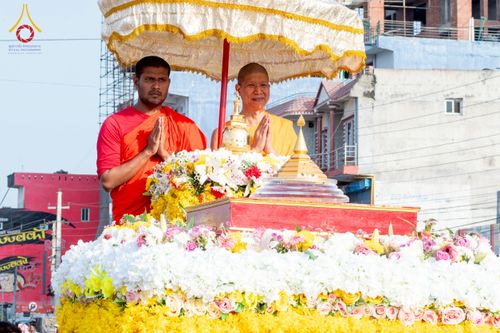 ภาพ No.212962:วันที่ 14 - 15 มีนาคม พ.ศ. 2568 คณะสงฆ์และสามเณรเดินธรรมยาตรา ในโครงการบวชสามเณรเนปาล 500 รูป ไปยังสถานที่รอบมายาเทวีและลุมพินีเกรด ณ ลุมพินี ประเทศเนปาล