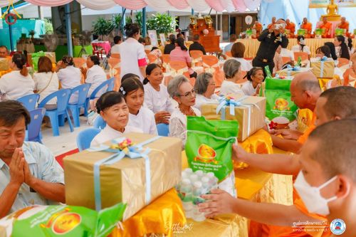 ภาพ No.161123:พิธีถวายมหาสังฆทาน 31 วัด , พิธีบุพเปตพลี , พิธีไถ่ชีวิตโค และ ปล่อยพันธ์ุปลาจำนวน 50,000 ชีวิต ณ ศูนย์การศึกษาจอมบึง ต.รางบัว อ.จอมบึง จ.ราชบุรี วันที่ 28 กันยายน พ.ศ. 2567