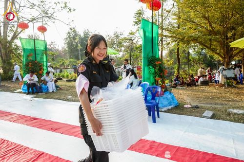 ภาพ No.206824:พิธีตักบาตรพระ 1,000 รูป ปืที่ 7 วันอาทิตย์ที่ 9 กุมภาพันธ์ พ.ศ. 2568 ณ วัดห้วยตองสัก อำเภอจอมทอง จังหวัดเชียงใหม่