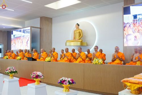 ภาพ No.128920:พิธีทอดผ้าป่าฉลองมหารัตนเจดีย์สิริปทุมสวรรค์ ณ ศูนย์ปฏิบัติธรรมภาคใต้ อ.บางกล่ำ จ.สงขลา วันที่ 10 มีนาคม พ.ศ. 2567