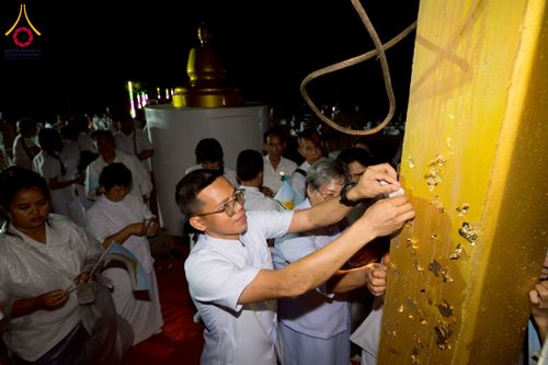 ภาพ No.261947:วันที่ 14 ตุลาคม พ.ศ. 2568 พิธีกลั่นแผ่นดิน โปรยทรายตอกเสาเข็มมหามงคลต้นแรก  สร้างองค์พระเจดีย์และจุดประทีปถวายเป็นพุทธบูชา ณ ศูนย์ปฏิบัติธรรมชัยนาท ต.ธรรมามูล อ.ชัยนาท จ.ชัยนาท