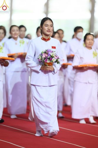 ภาพ No.150158:พิธีทอดผ้าป่าสมทบกฐินวัดพระธรรมกาย และสมทบกฐิน 30,000 วัดทั่วไทย ครั้งที่ 1 เนื่องในวันธรรมชัย 27 สิงหาคม พ.ศ.2567 ณ สภาธรรมกายสากล วัดพระธรรมกาย