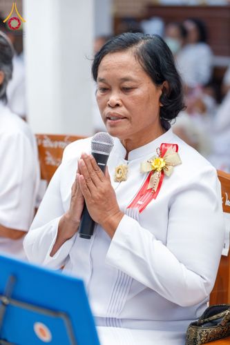 ภาพ No.202208:พิธีเจริญพระพุทธมนต์ ปฏิบัติธรรม มอบทุนการศึกษา ถวายสังฆทาน 108 วัด เพื่อถวายเป็นพุทธบูชา และขับเคลื่อนโครงการหมู่บ้านรักษาศีล 5 โดยคณะสงฆ์จังหวัดนครปฐม คณะศิษยานุศิษย์วัดพระธรรมกาย โครงการธรรมยาตรา ปีที่ 13 ณ วัดบางปลา อำเภอบางเลน จังหวัดนครปฐม