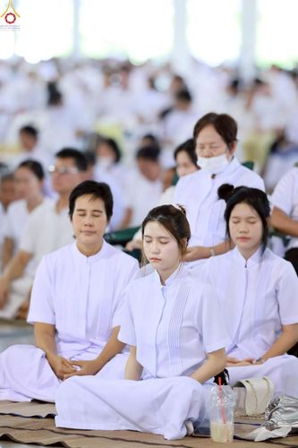 ภาพ No.236123:วันที่ 3 สิงหาคม พ.ศ. 2568 พิธีบูชาข้าวพระ ณ สภาธรรมกายสากล วัดพระธรรมกาย