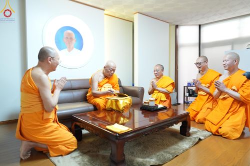 ภาพ No.141695:พิธีประดิษฐานลูกนิมิตมหาสมบัติ  ผูกสีมา สถาปนาอุโบสถ "บูชาธรรม 80 ปี หลวงพ่อธัมมชโย" ณ วัดพระธรรมกายโทชิหงิ ประเทศญี่ปุ่น วันอาทิตย์ที่ 16 มิถุนายน พ.ศ. 2567