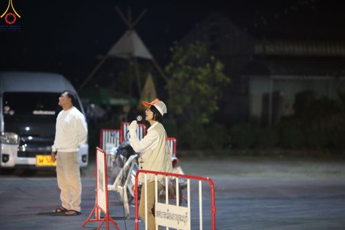 ภาพ No.185636:V.47 เบื้องหลังของเบื้องหน้า งานตักบาตรพระ 10,000 รูป ณ จ.กาญจนบุรี วันที่ 20-21 ธันวาคม พ.ศ. 2567