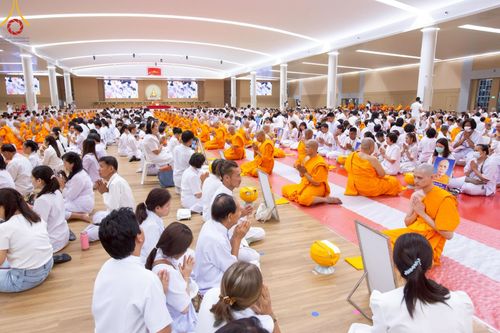 ภาพ No.217254:วันเสาร์ที่ 12 เมษายน พ.ศ. 2568 พิธีบรรพชา พิธีขอศีลและขอนิสสัย พิธีมอบบาตร ในโครงการอุปสมบทหมู่ บูชาธรรมหลวงพ่อธัมมชโย, โครงการธรรมทายาท ระดับอุดมศึกษา รุ่นที่ 52 ,  โครงการบวชพระนานาชาติ AEC & WAB CEO รุ่นที่ 4 ณ วัดพระธรรมกาย