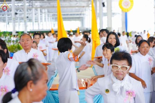 ภาพ No.150644:V.44 เพื่อพ่อ ภาพเตรียมงาน ปฎิบัติงาน ของเจ้าหน้าที่ อาสาสมัคร ทุกสถานะ เพื่อความสำเร็จ ในงานวันธรรมชัย วันอังคารที่ 27 สิงหาคม พ.ศ. 2567