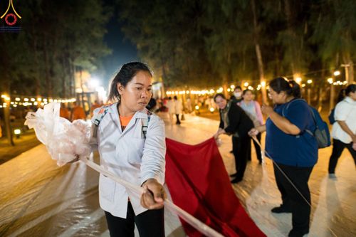 ภาพ No.108324:V.5 ทุ่มพลัง การเตรียมงาน เก็บงาน การรับบุญของเจ้าหน้าที่หน่วยงานต่างๆ เพื่อโครงการธรรมยาตรา กตัญญูบูชามหาปูชนียาจารย์ พระมงคลเทพมุนี (สด จนฺทสโร) พระผู้ปราบมาร อนุสรณ์สถาน 7 แห่ง ปีที่ 12 ระหว่างวันที่ 2 - 31 มกราคม พ.ศ. 2567