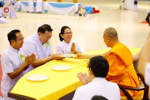 ภาพ No.127390:พิธีมุทิตาสักการะ พระครูปลัดรัตนวีรวัฒน์ เจ้าอาวาสวัดพระธรรมกาย วันอาทิตย์ที่ 3 มีนาคม พ.ศ. 2567