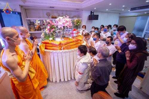 ภาพ No.68114:พิธีบรรพชาสามเณร รุ่นที่ 9 ประจำปี 2565 ณ วัดพระธรรมกายฮ่องกง ประเทศสาธารณรัฐประชาชนจีน วันที่ 24 ธันวาคม พ.ศ. 2565