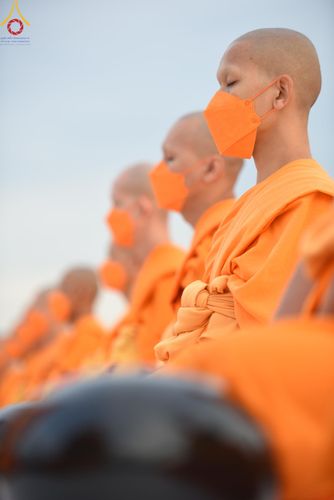 ภาพ No.118528:พิธีตักบาตรพระธรรมยาตรา ปีที่ 12 ณ อนุสรณ์สถานลำดับที่ 5 สถานที่เผยแผ่วิชชาธรรมกายครั้งแรก อนุสรณ์สถานบางปลา จ.นครปฐม วันที่ 25 มกราคม พ.ศ. 2567