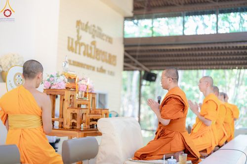 ภาพ No.135112: พิธีบรรพชาสามเณร  พิธีตักบาตรฉลองสามเณรใหม่ วันที่ 1 เมษายน พ.ศ.2567 ในโครงการบรรพชาสามเณรฟื้นฟูพระพุทธศาสนาทั่วไทย ณ ศูนย์ปฏิบัติธรรมแก้วเมืองเลย
