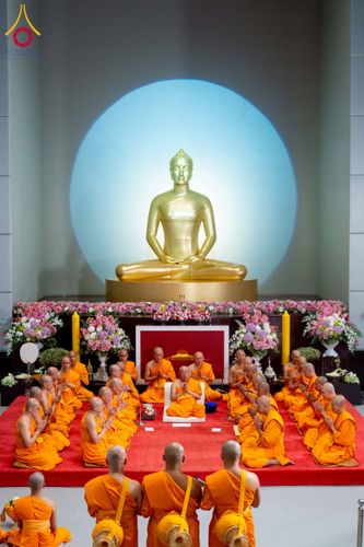 ภาพ No.223802:วันอาทิตย์ที่ 11 พฤษภาคม พ.ศ. 2568 พิธีอุปสมบทสามเณรเปรียญธรรมอุปสมบทอุทิศชีวิต 9 รูป อุบาสก 1 ท่าน ณ อุโบสถพระไตรปิฏกวัดพระธรรมกาย