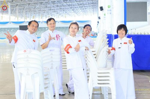 ภาพ No.134636:V.35 เพื่อบุญต้นเดือน การรับบุญของเจ้าหน้าที่หน่วยงานต่างๆ เพื่องานบุญวันอาทิตย์ต้นเดือน ณ วัดพระธรรมกาย วันที่ 7 เมษายน พ.ศ. 2567