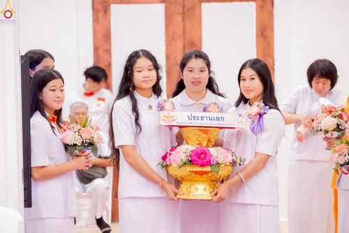 ภาพ No.234662:วันอาทิตย์ที่ 20 กรกฎาคม  พ.ศ.2568 พิธีทอดผ้าป่าภาคพื้นอเมริกา พิธีเจริญพระพุทธมนต์ ฉลองอาคารแก้วธรรมชัยรัตนอนันต์ วัดพระธรรมกายเทนเนสซี ประเทศสหรัฐอเมริกา