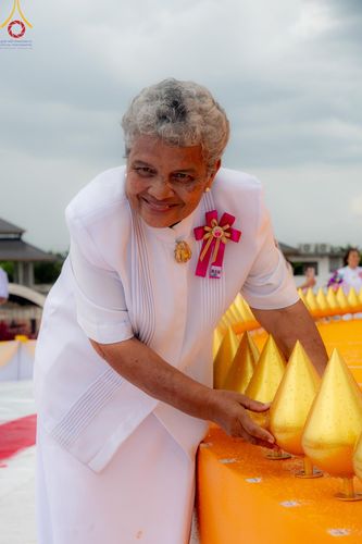 ภาพ No.144465:3 Bigboon 1.พิธีทอดผ้าป่าสถาปนาสังฆรัตนะปทุมเจดีย์ 2.พิธีประดิษฐานดอกบัวอนันต์นิรันดร์กาล 3.พิธีถวายมหาสังฆทานแด่คณะสงฆ์ทุกวัดในจังหวัดปัตตานี ณ ศูนย์อบรมเยาวชนจังหวัดปัตตานี วันอาทิตย์ที่ 14 กรกฎาคม พ.ศ. 2567