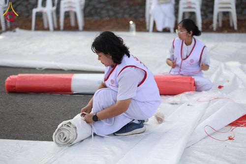 ภาพ No.310358:วันอาทิตย์ที่ 15 กุมภาพันธ์ พ.ศ. 2569 ตักบาตรพระ 1,000 รูป เมืองตรัง ปีที่ 2 ณ ลานพระบรมราชานุสาวรีย์ รัชกาลที่ 5 (หน้าศาลจังหวัดตรัง)อ.เมือง จ.ตรัง