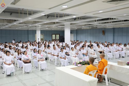 ภาพ No.319255:วันที่ 5 เมษายน พ.ศ.2569 ประชุมทีมงานลงทะเบียนพระสังฆาธิการ เพื่อพิธีถวายมหาสังฆทาน 40,000 กว่าวัดทั่วประเทศ จัดโดย กองต้อนรับพระกัลยาณมิตร วัดพระธรรมกาย