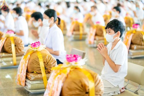 ภาพ No.66416:พิธีถวายอุปกรณ์เครื่องกันหนาว แด่คณะพระภิกษุ สามเณร วัดพระธรรมกาย วันเสาร์ที่ 10 ธันวาคม พ.ศ. 2565 ณ สภาธรรมกายสากล วัดพระธรรมกาย จ.ปทุมธานี