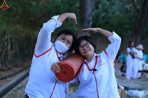 ภาพ No.105814:V.2 ทุ่มเท การเตรียมงาน เก็บงาน การรับบุญของเจ้าหน้าที่หน่วยงานต่างๆ เพื่อโครงการธรรมยาตรา กตัญญูบูชามหาปูชนียาจารย์ พระมงคลเทพมุนี (สด จนฺทสโร) พระผู้ปราบมาร อนุสรณ์สถาน 7 แห่ง ปีที่ 12 ระหว่างวันที่ 2 - 31 มกราคม พ.ศ.2567