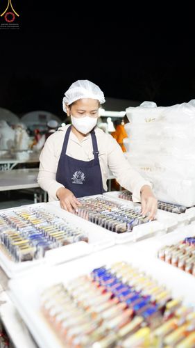 ภาพ No.71295:พิธีถวายภัตตาหารเป็นสังฆทาน แด่คณะพระธรรมยาตราฯ ในโครงการธรรมยาตรากตัญญูบูชา มหาปูชนียาจารย์ พระมงคลเทพมุนี(สด จนฺทสโร) พระผู้ปราบมาร อนุสรณ์สถาน 7 แห่ง ปีที่ 11 วันที่ 15 มกราคม พ.ศ. 2566