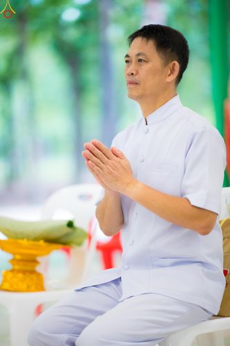 ภาพ No.330496:วันที่ 30 พฤษภาคม พ.ศ.2569 พิธีตัดปอยผมและปลงผม อุบาสกอุปสมบทอุทิศชีวิต 11 ท่าน (ภาพชุดที่ 2) ณ โบสถ์พระไตรปิฎก วัดพระธรรมกาย จังหวัดปทุมธานี