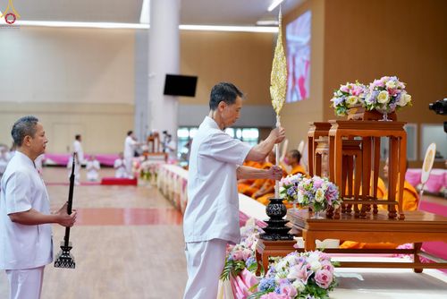 ภาพ No.343252:วันที่ 16 สิงหาคม พ.ศ.2569 พิธีมุทิตาสักการะพระราชาคณะ ณ ห้องแก้วสารพัดนึก 2 วัดพระธรรมกาย