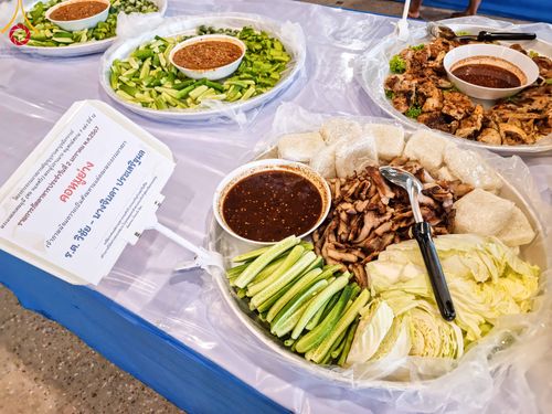 ภาพ No.105399:พิธีถวายภัตตาหารเป็นสังฆทาน แด่คณะพระธรรมยาตราฯ ในโครงการธรรมยาตรากตัญญูบูชา มหาปูชนียาจารย์ พระมงคลเทพมุนี(สด จนฺทสโร) พระผู้ปราบมาร อนุสรณ์สถาน 7 แห่ง ปีที่ 12 วันที่ 2 มกราคม พ.ศ. 2567 ณ สภาธรรมกายสากล วัดพระธรรมกาย