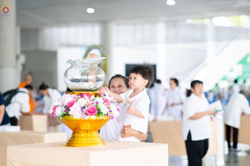 ภาพ No.343060:วันที่ 13 สิงหาคม พ.ศ.2569 พิธีบุพเปตพลี ครั้งที่ 186 ร่วมอุทิศส่วนกุศล แด่หมู่ญาติผู้ล่วงลับไปแล้ว และเป็นปัจจัยสนับสนุน การเผยแผ่พระพุทธศาสนา ณ หอฉันคุณยายอาจารย์ วัดพระธรรมกาย