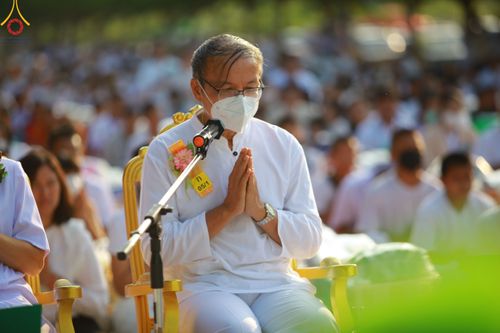 ภาพ No.81339:พิธีตักบาตรพระ ๑,๐๒๘ รูป ถวายเป็นพุทธบูชา เนื่องในสัปดาห์วิสาขบูชาโลก  ช่วยคณะสงฆ์ ๓๒๓ วัด ๔ จังหวัดชายแดนใต้ วันอาทิตย์ที่ ๒๘ พฤษภาคม พ.ศ.๒๕๖๖ ณ ศูนย์ปฎิบัติธรรมดอยหล่อ อำเภอดอยหล่อ จังหวัดเชียงใหม่