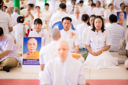 ภาพ No.333855:วันเสาร์ที่ 13 มิถุนายน พ.ศ.2569 พิธีเวียนประทักษิณ , พิธีวันทาสีมา , วันทาพระประธาน , พิธีขอขมาและมอบผ้าไตร โครงการอุปสมบทหมู่ผู้บริหาร รุ่นที่ 16 , โครงการอุปสมบทหมู่ธรรมทายาท ระดับอุดมศึกษา รุ่นที่ 53 (ภาคฤดูฝน) ณ โบสถ์พระไตรปิฏก วัดพระธรรมกาย
