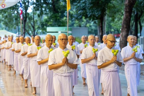 ภาพ No.338674:วันที่ 11 กรกฎาคม พศ.2569 พิธีบรรพชาอุปสมบท โครงการอุปสมบทหมู่ธรรมทายาทนานาชาติ  IDOP รุ่นที่ 21 (ภาษาจีน)  จากประเทศจีน มาเลเซีย สิงคโปร์ และไต้หวัน , โครงการบรรพชาสามเณรโรงเรียนนานาชาติ รุ่นที่ 15