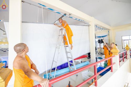 ภาพ No.137607:พิธีตักบาตร พิธีถวายสังฆทานแด่คณะสงฆ์ 323 วัด พิธีทำบุญอุทิศส่วนกุศลแด่ผู้วายชนม์ ในเหตุการณ์ความไม่สงบ 4 จังหวัดชายแดนภาคใต้ ปีที่ 20 ครั้งที่ 169 และพิธีมอบกองทุนหนุนแรงใจช่วยครูใต้ ปีที่ 17 ครั้งที่ 134 วันที่ 25 พฤษภาคม พ.ศ.2567 อ.ตากใบ จ.นราธิวาส