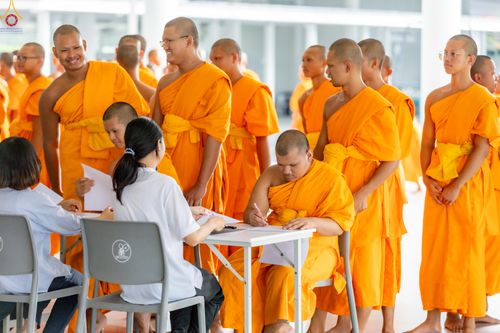 ภาพ No.331866:วันที่ 5 พฤษภาคม พ.ศ.2569 ศูนย์การแพทย์บุญรักษา ร่วมกับคลินิกใจใส จัดถวายวัคซีนป้องกันไข้หวัดใหญ่  แด่คณะพระภิกษุสามเณรกว่า 500 รูป