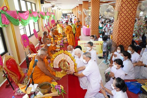 พิธีทอดกฐินสามัคคีทั่วไทย 5,000 วัด โดยคณะศิษยานุศิษย์วัดพระธรรมกาย น้อมบูชาธรรม 78 ปี หลวงพ่อธัมมชโย วันอาทิตย์ที่ 30 ตุลาคม พ.ศ. 2565 ณ วัดสุวรรณบำรุงราชวราราม อ.ลำลูกกา จ.ปทุมธานี