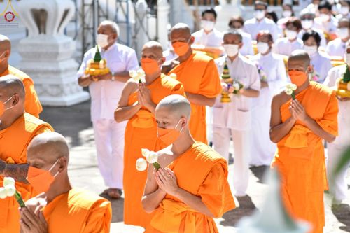 ภาพ No.66994:พิธีอุปสมบทวัดพันเสด็จนอก อ.ศรีราชา จ.ชลบุรี รับบุญจัดงานโดย สำนักพัฒนาเยาวชนโลก เมื่อวันที่ 7 ธันวาคม พ.ศ. 2565